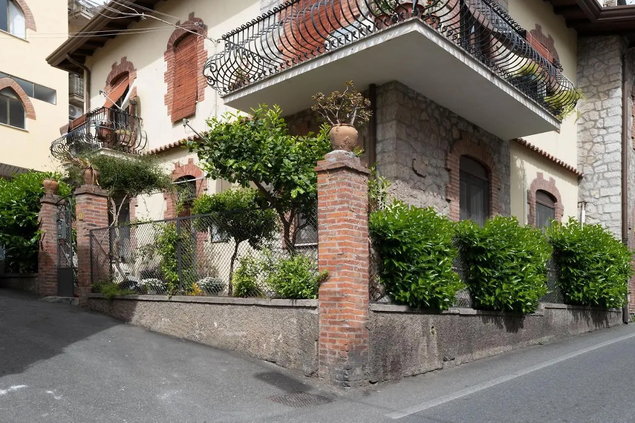 Silene Holiday Home Taormina 0*,